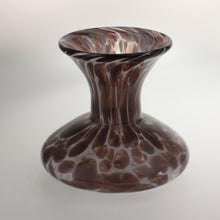 Load image into Gallery viewer, Carter- Vase Amethyst and White