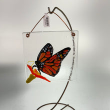 Load image into Gallery viewer, Ostman - Suncatcher Monarch Butterfly