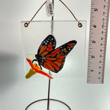 Load image into Gallery viewer, Ostman - Suncatcher Monarch Butterfly